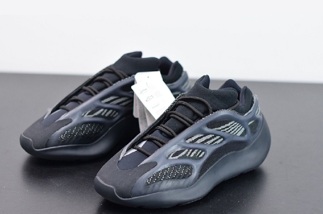 Fake Yeezy 700 V3 Alvah For Sale Cheap (3)